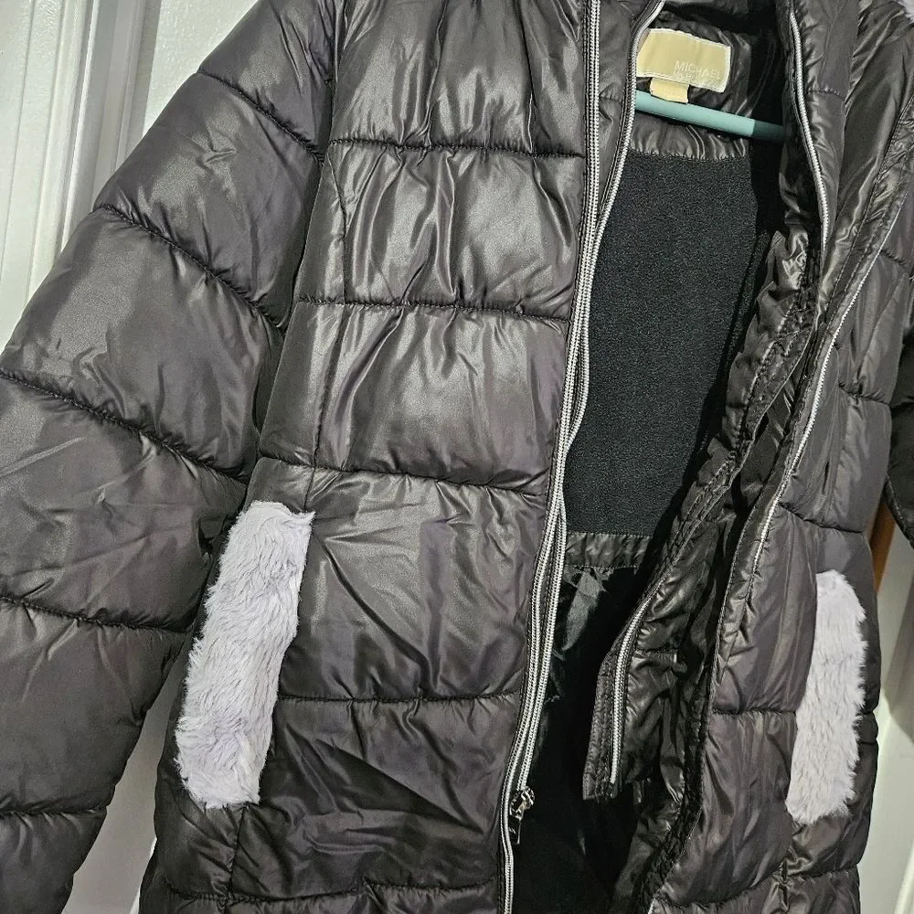 Michael Michael Khors Girls Black Puffer coat  L 10/12